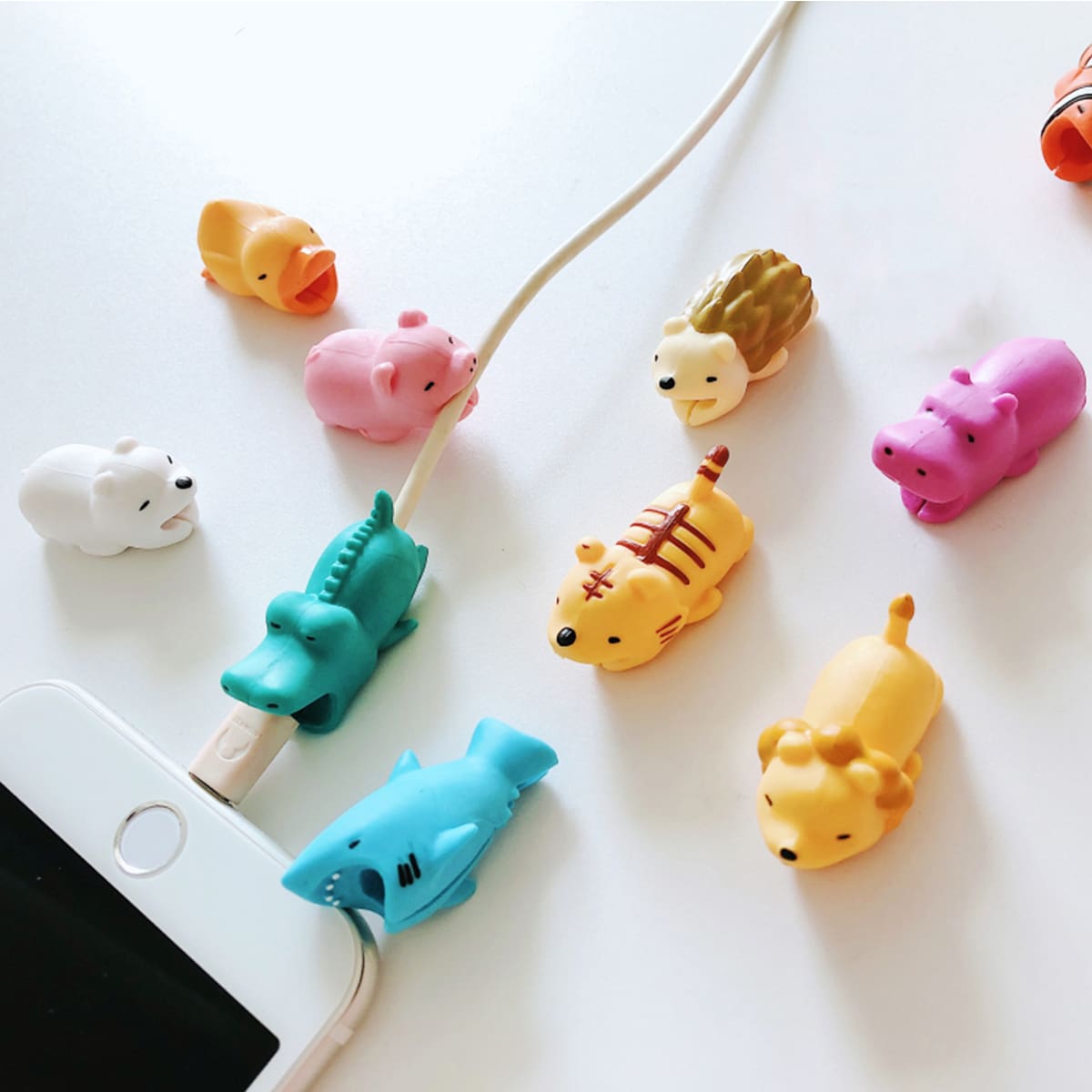

2pcs Random Cartoon Data Cable Protector, Multicolor