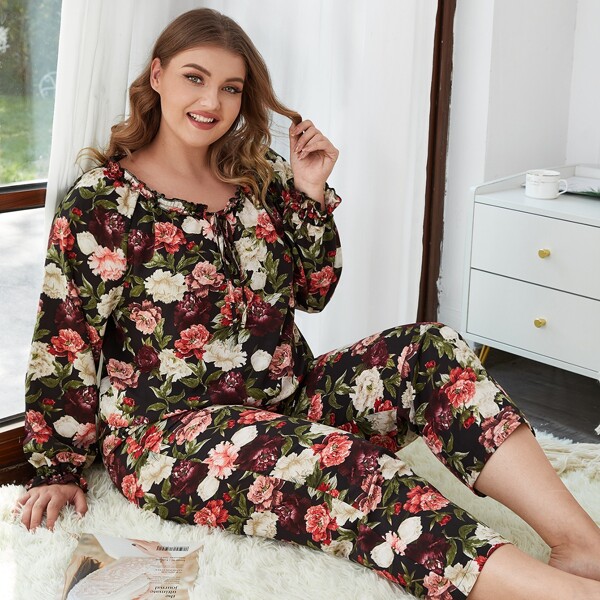 

Plus Allover Floral Print Tie Front PJ Set, Multicolor