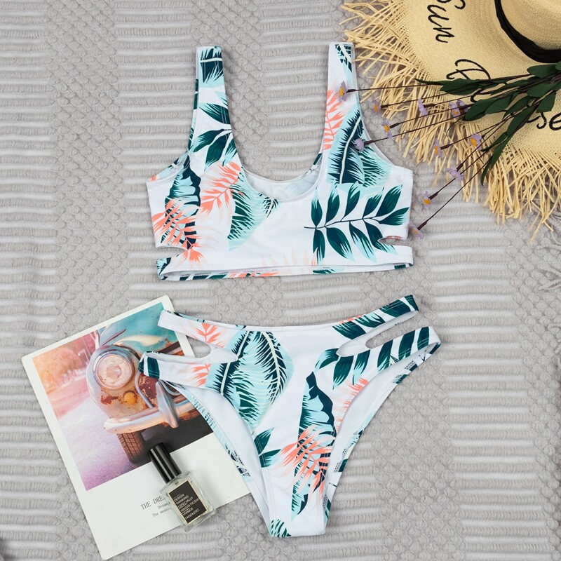 

Tropical Cut-out Side Bikini Swimsuit, Multicolor