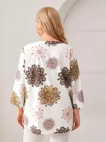 EMERY ROSE Plus Graphic Print Zip Half Placket Top - Multicolor - View 2