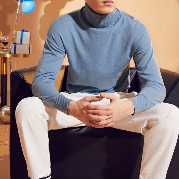 

Men Turtle Neck Solid Sweater, Dusty blue