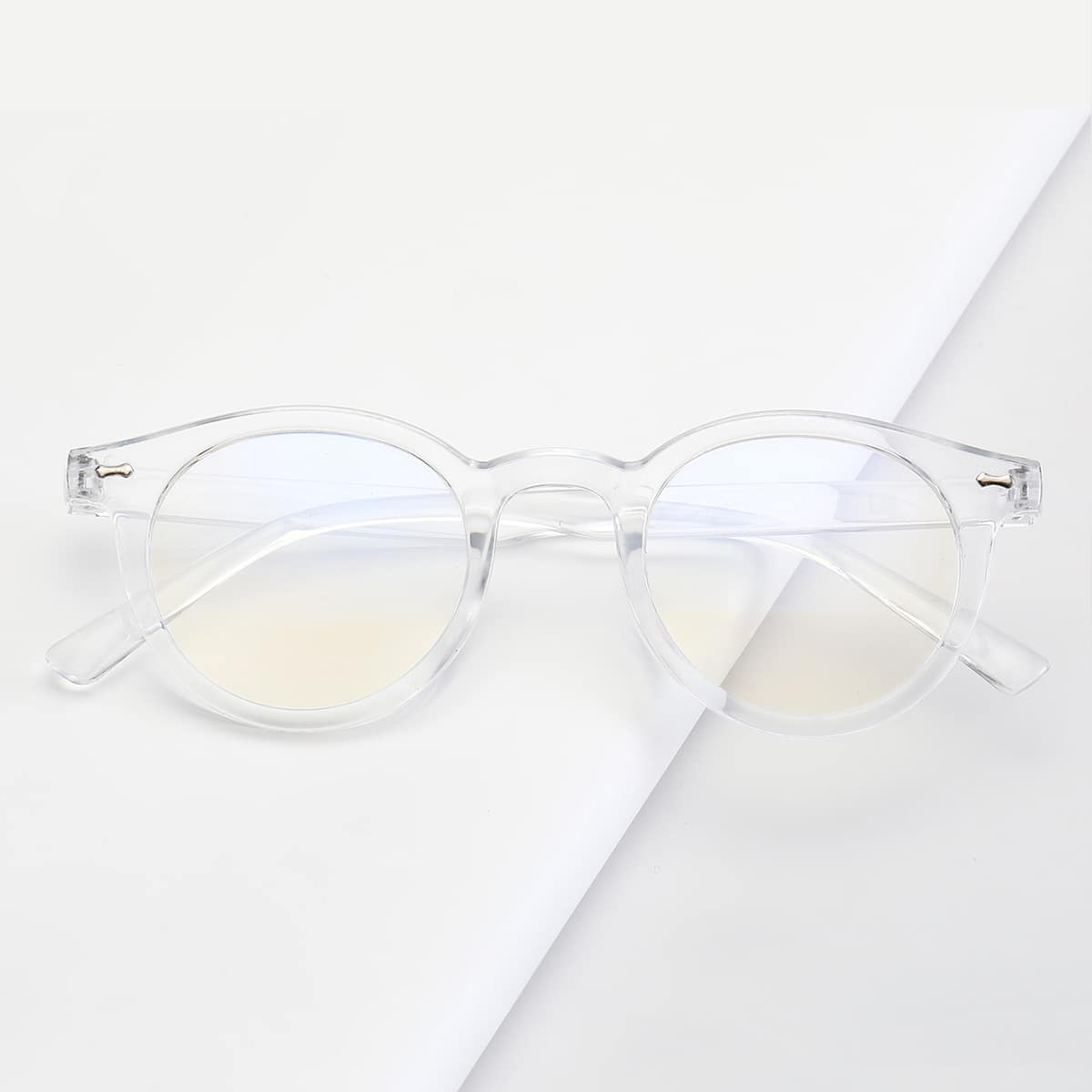 

Clear Frame Round Glasses