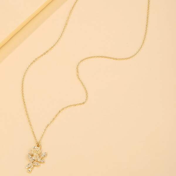 

Flower Pendant Necklace, Gold
