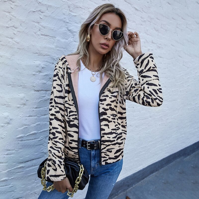 

Faux Shearing Lined Tiger Pattern Hooded Jacket, Multicolor