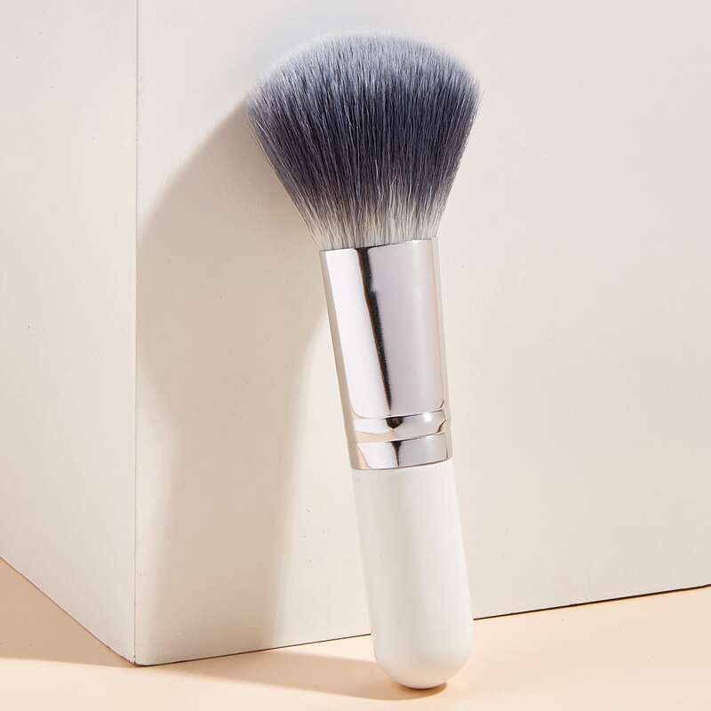 

Portable Blush Brush, Multicolor