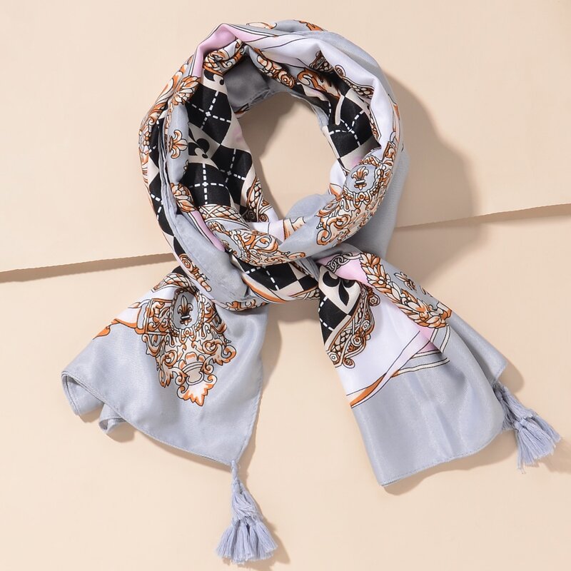 

Tassel Decor Scarf, Multicolor