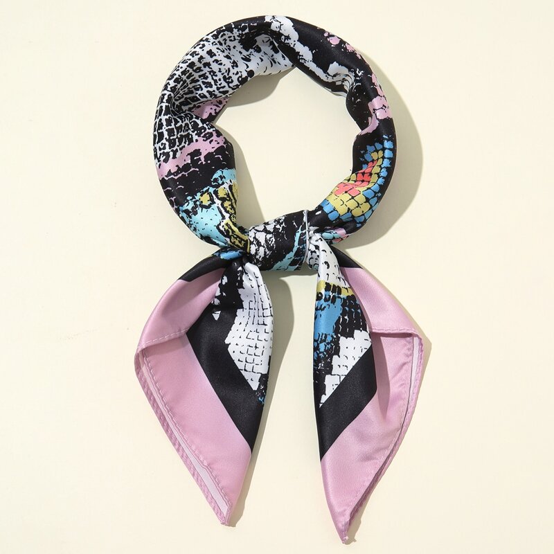 

Snakeskin Print Bandana, Multicolor