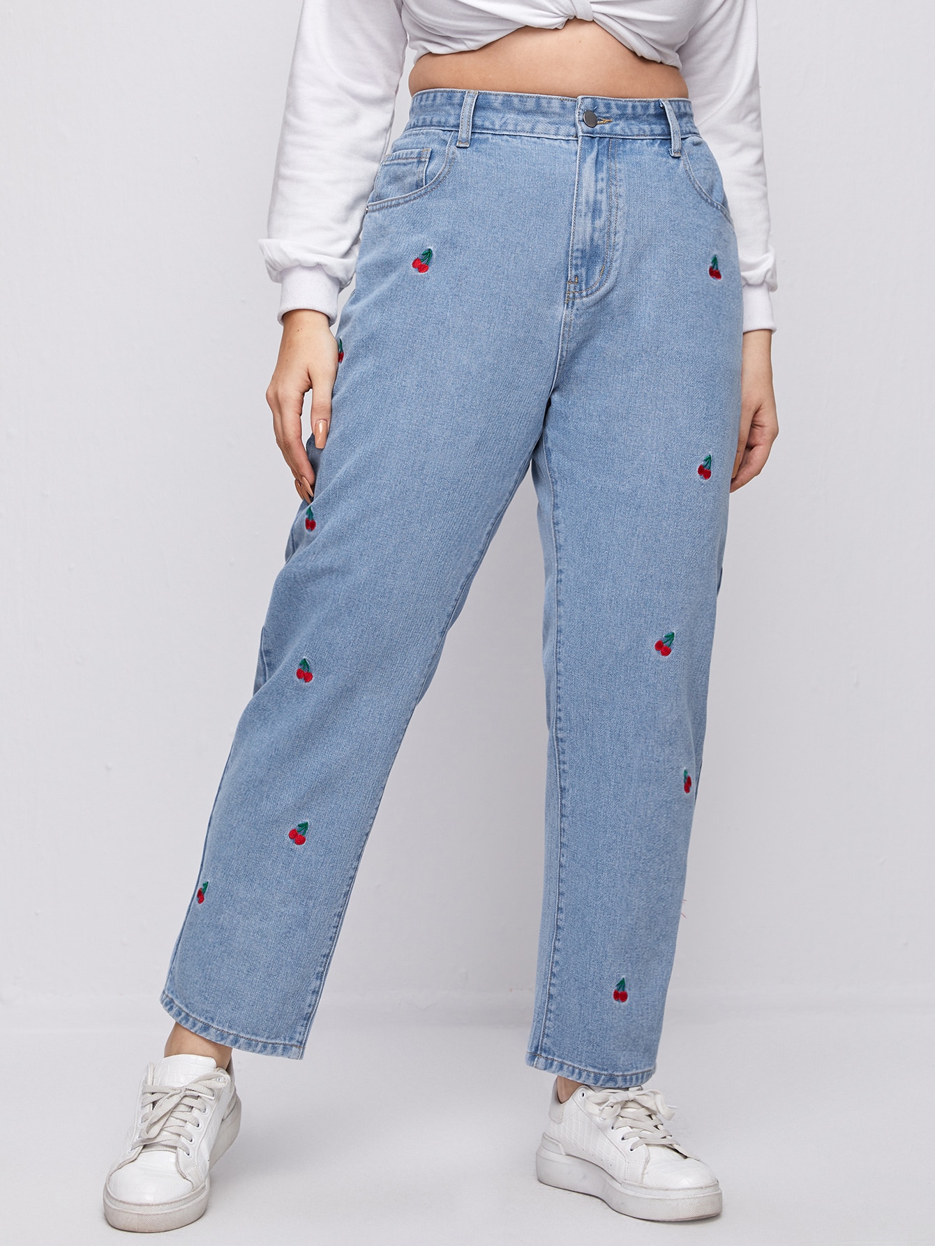 Plus High Waist Cherry Embroidery Straight Leg Jeans thumbnail