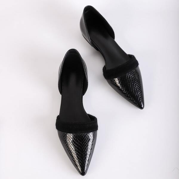 

Point Toe Snakeskin Embossed Flats, Black