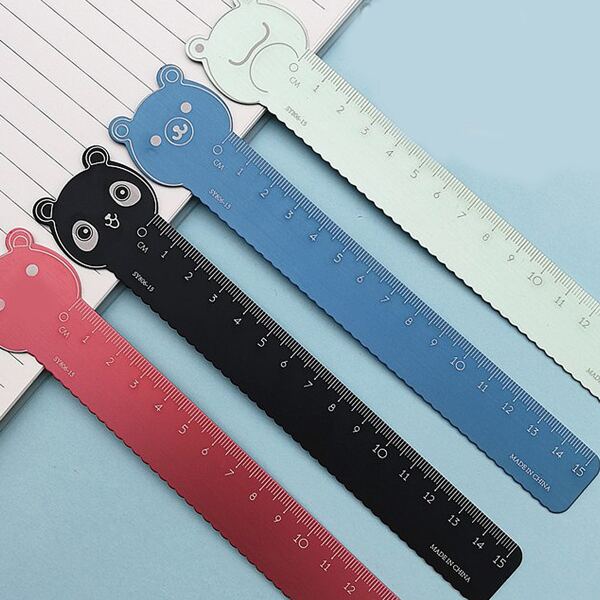 

1pc Random Metal Cartoon Ruler, Multicolor