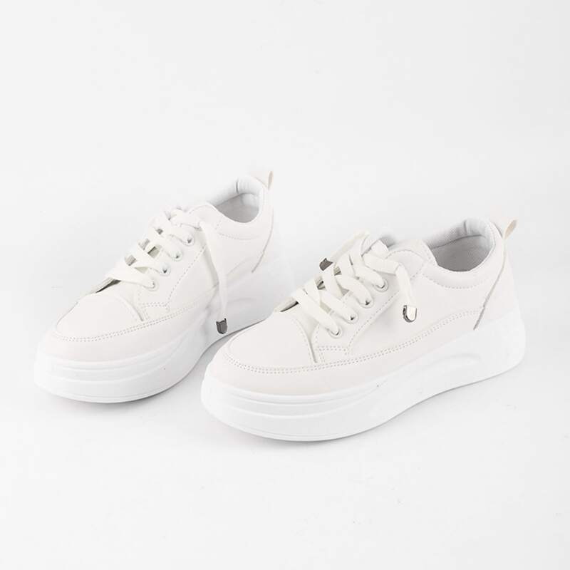 

Solid Lace-up Skate Shoes, White
