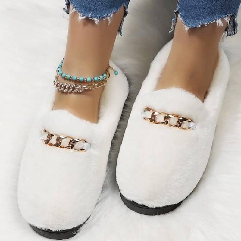 

Chain Decor Fluffy Flats, White