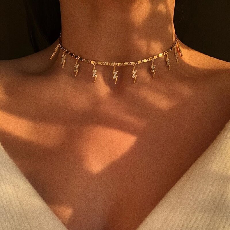 

Rhinestone Thunder Choker, Gold