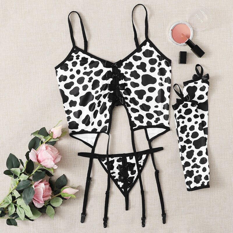 

4pcs Cow Print Garter Lingerie Set, Black and white