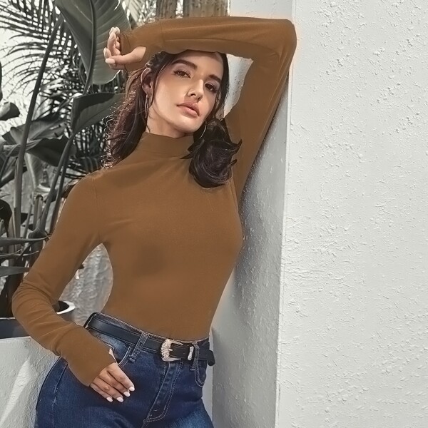 

Solid Mock Neck Thumb Holes Tee, Mocha brown