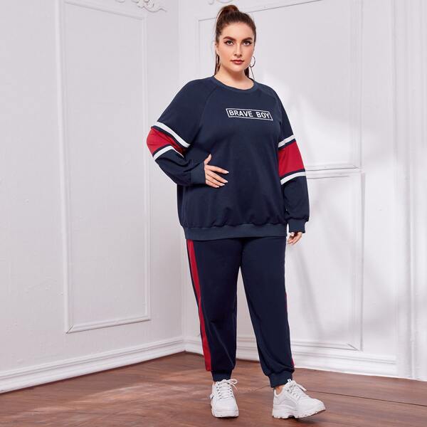 

Plus Letter Graphic Colorblock Pullover & Joggers Set, Navy blue