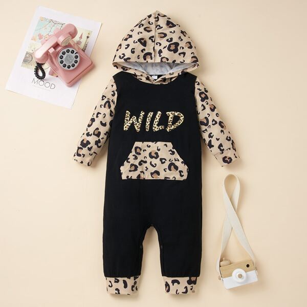 

Baby Unisex Letter Graphic Kangaroo Pocket Hooded Jumpsuit, Black