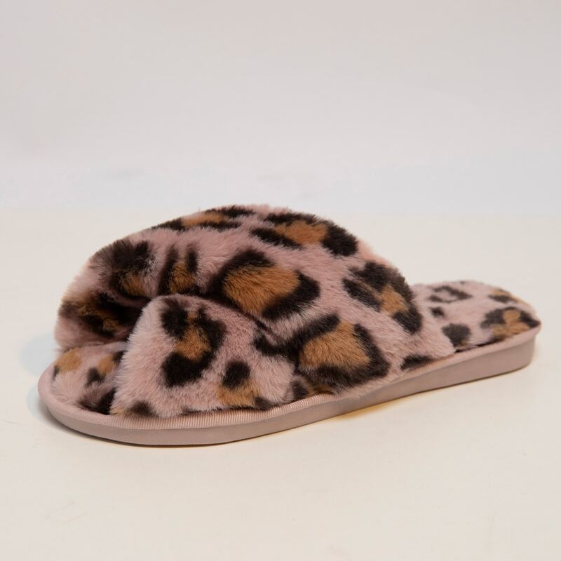 

Leopard Cross Strap Fluffy Slippers, Pink