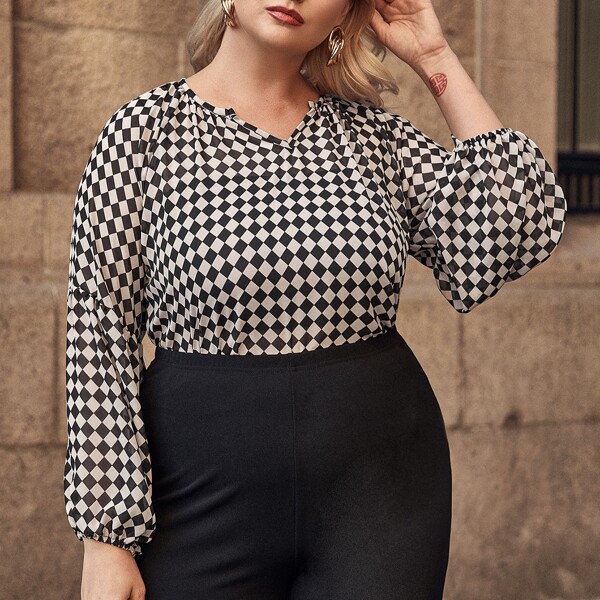 

Plus Checkerboard Notched Neck Blouse, Black and white