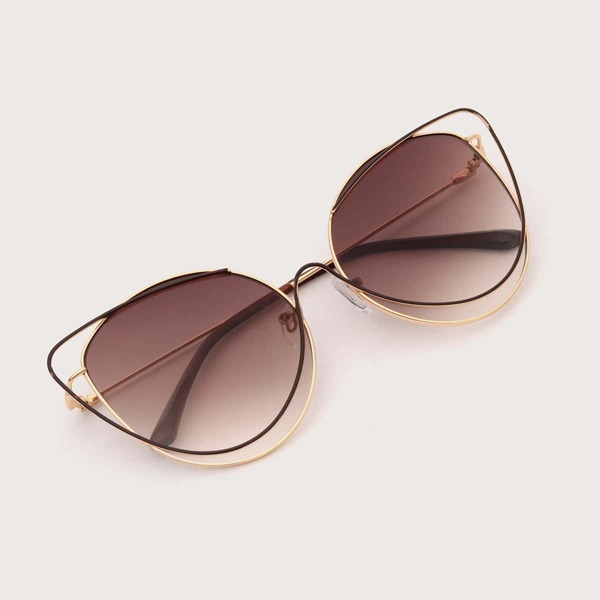 

Cat Eye Sunglasses