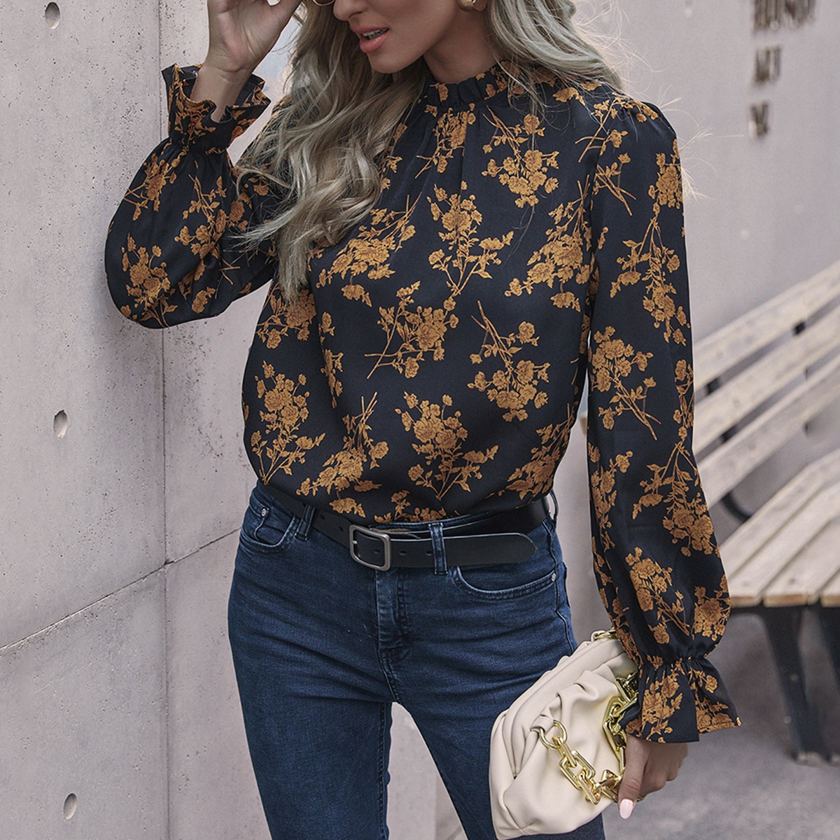 Image of All Over Floral Print Flounce Sleeve Blouse