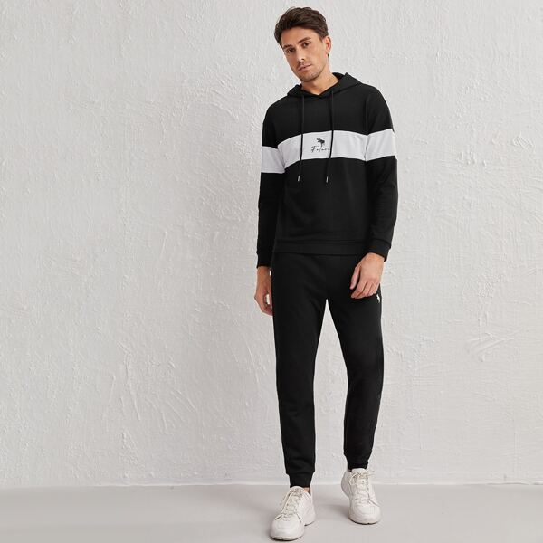 

Men Elk & Letter Graphic Colorblock Hoodie And Joggers Set, Black