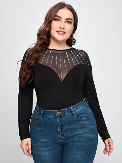 تي شيرت بصدر شبكي شفاف بحجر الراين مقاس كبير