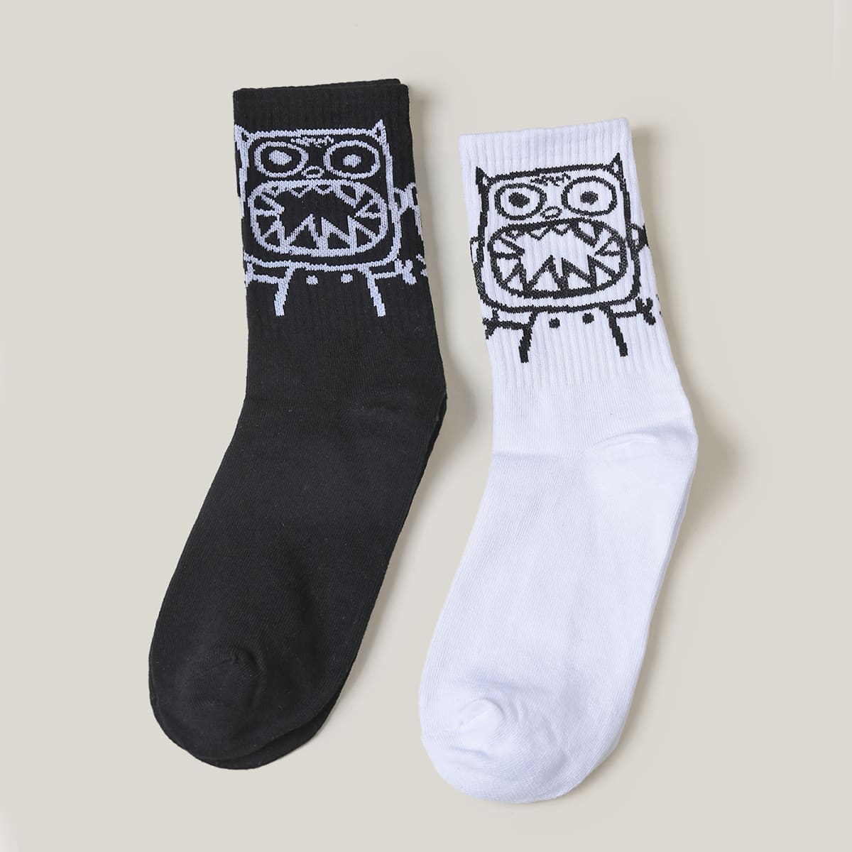 

Guys Cartoon Pattern Crew Socks, Black and white