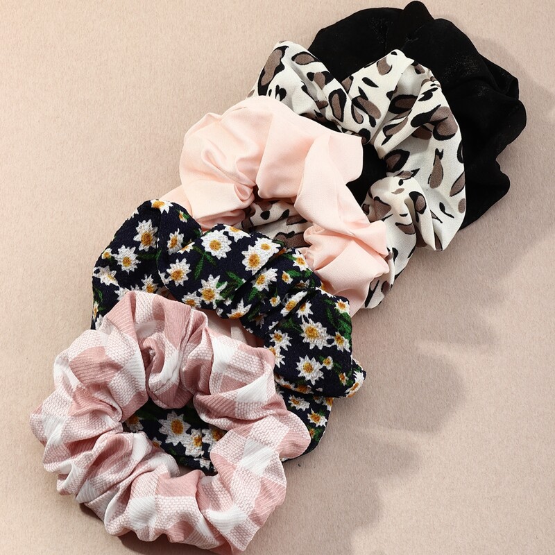 

5pcs Daisy & Leopard Scrunchie, Multicolor