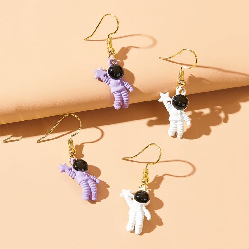 

2pairs Astronaut Drop Earrings, Multicolor
