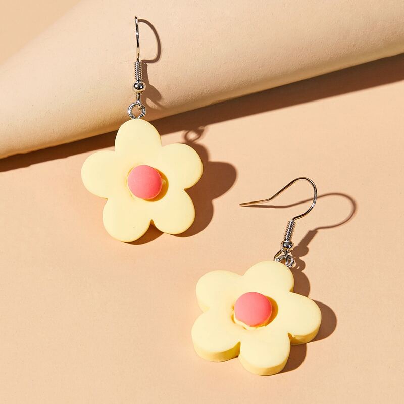 

Floral Drop Earrings, Yellow pastel