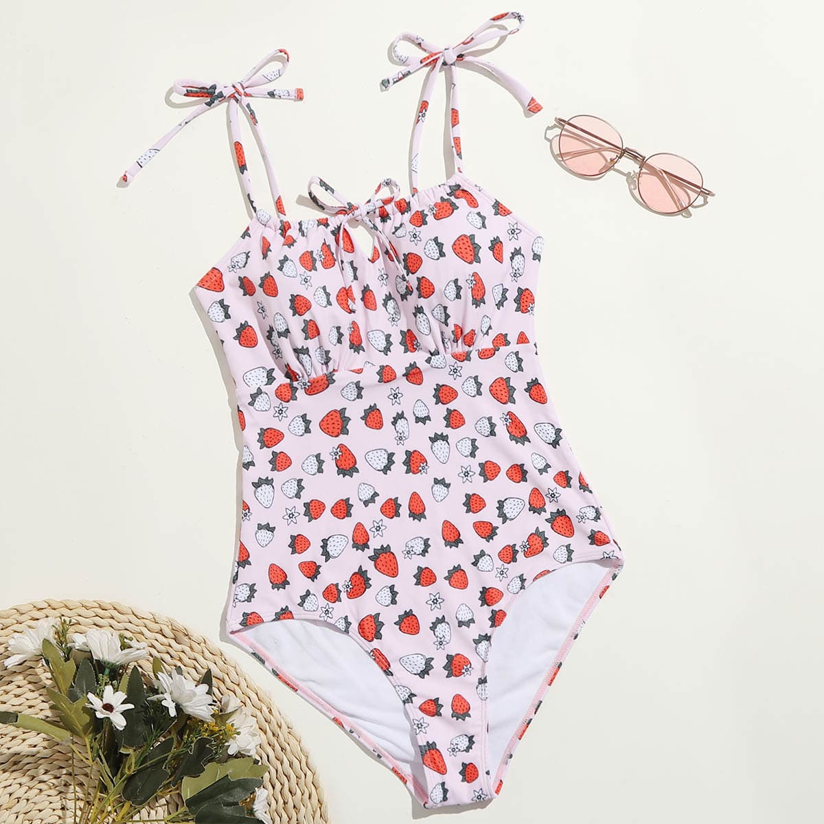 

Strawberry Print Tie Shoulder One Piece Swimsuit, Multicolor