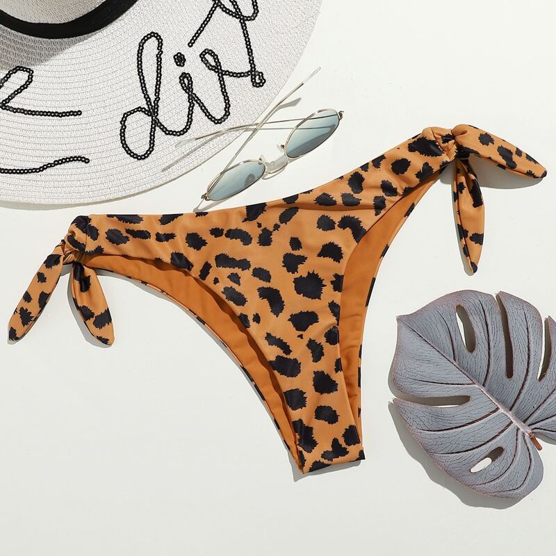 

Leopard Knot Side Bikini Bottom, Multicolor