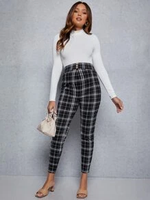 SHEIN Maternity Buttoned Front Plaid Trousers - Black and White - View 3