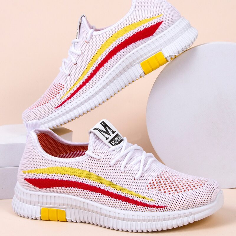 

Lace Up Decor Breathable Sneakers, White
