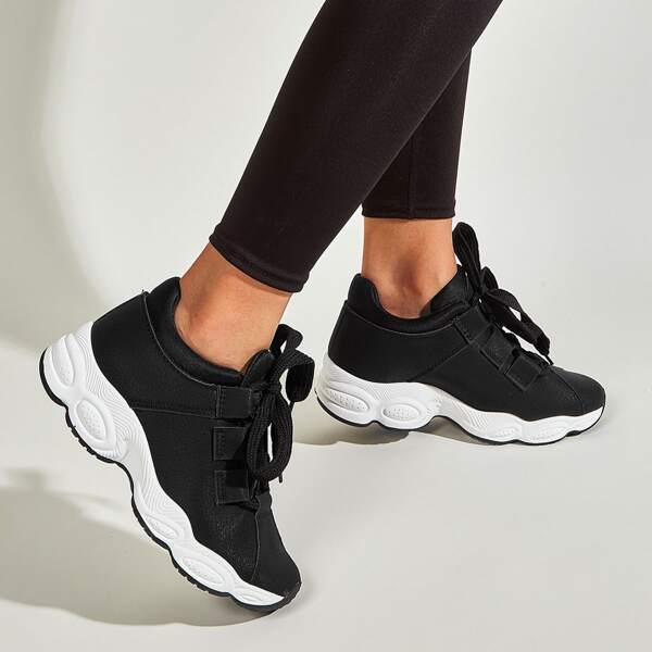 

на шнурках Одноцветный Кроссовки, Чёрный