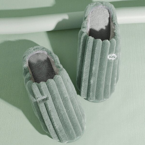 

Round Toe Fluffy Slippers, Green