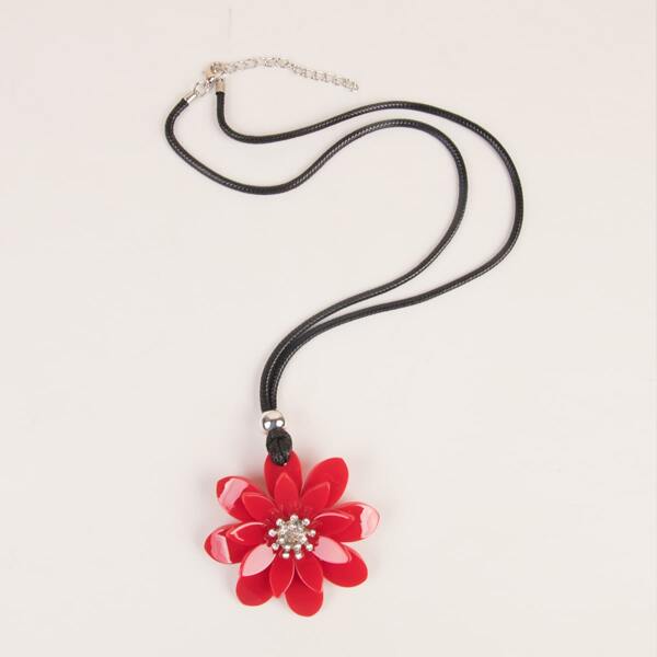 

Flower Charm Necklace, Red