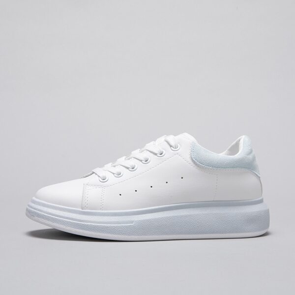 

Lace-up Front Low Top Skate Shoes, White