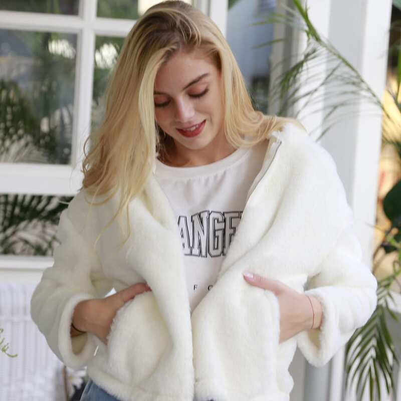 

Zip Up Fuzzy Jacket, White