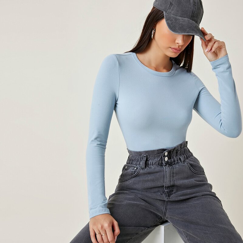 

Solid Form Fitted Tee, Baby blue