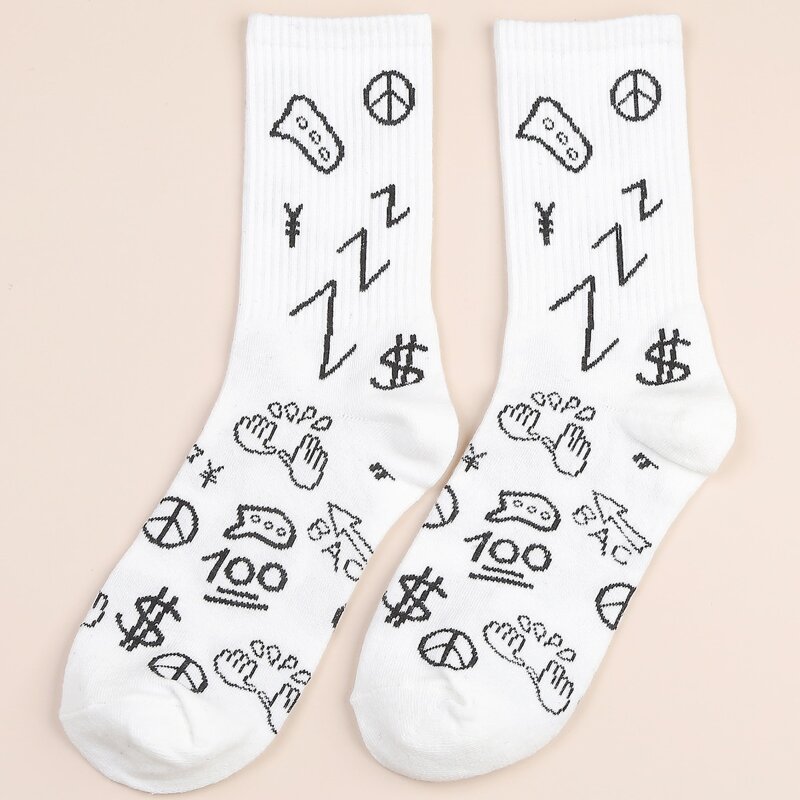 

Letter Graphic Crew Socks, White