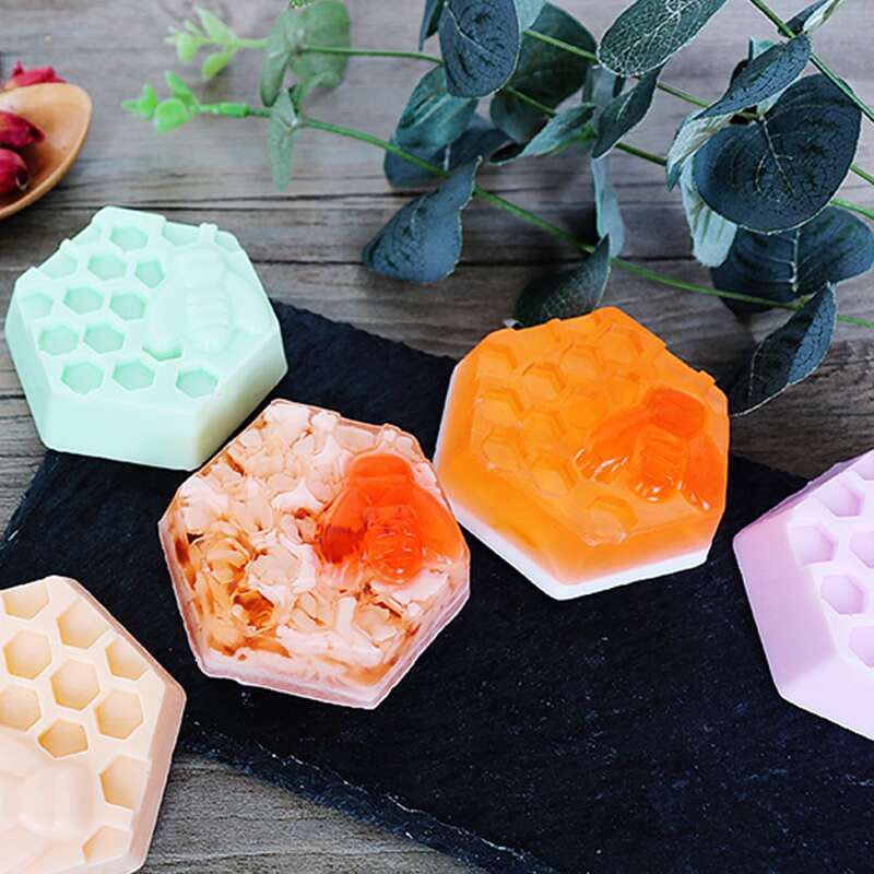 

1pc Honeycomb Shaped Mold, Pink