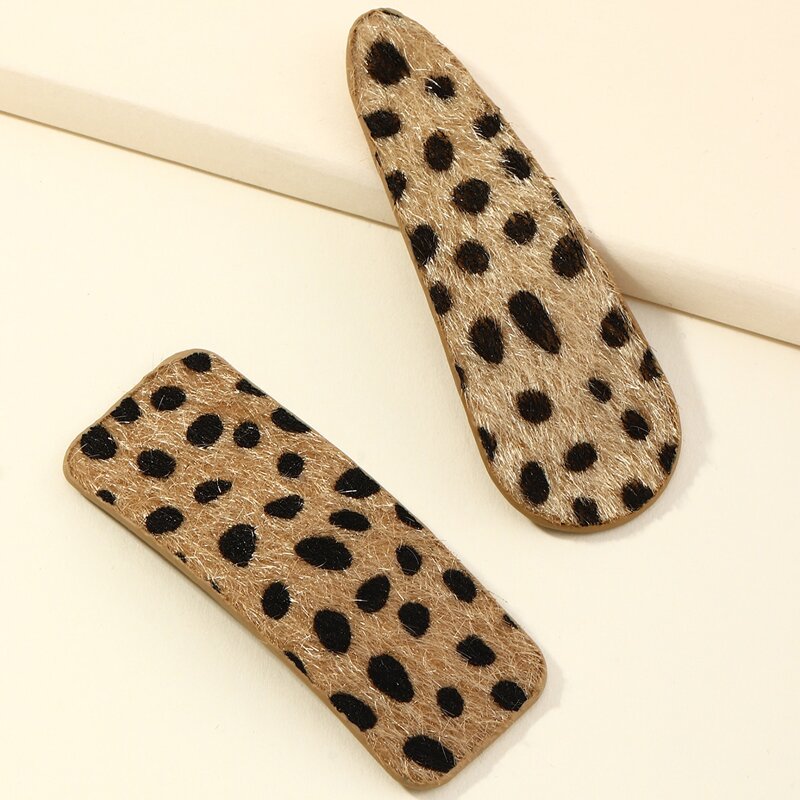

2pcs Leopard Hair Clip, Khaki