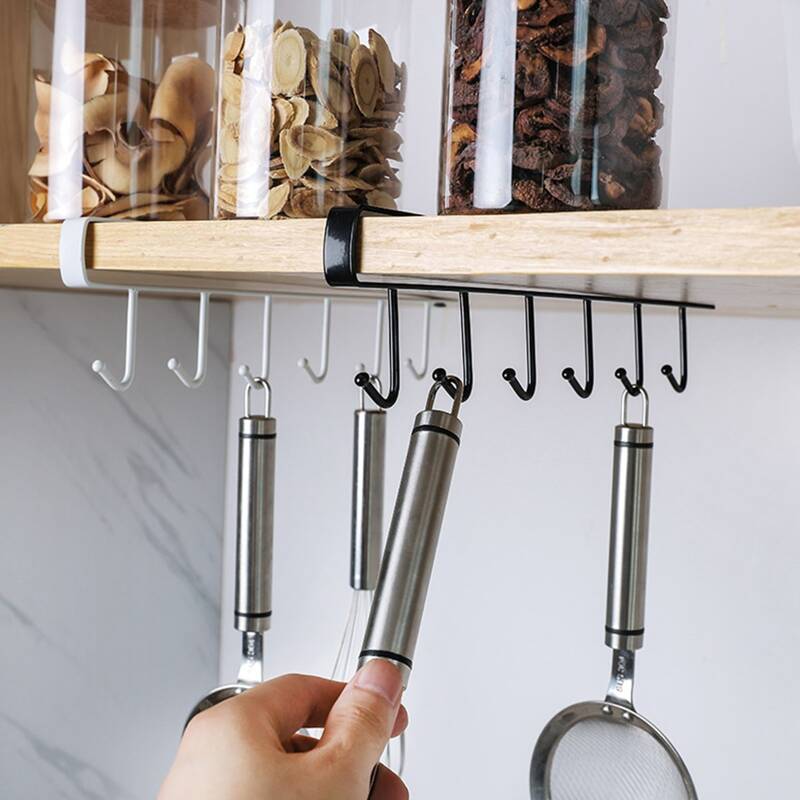 

1pc Punch-free Closet Storage Hook, Silver