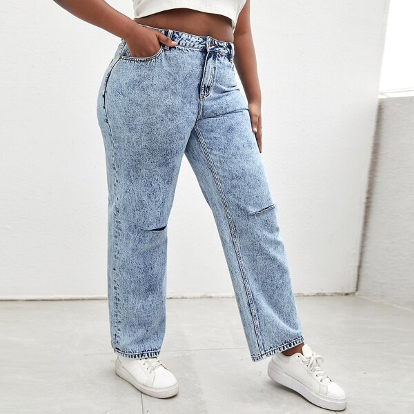 

Plus Light Wash Ripped Detail Straight Jeans