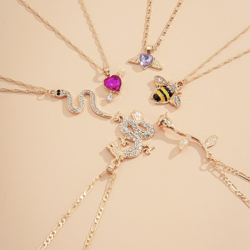 

6pcs Rhinestone Animal & Rose Pendant Necklace, Gold