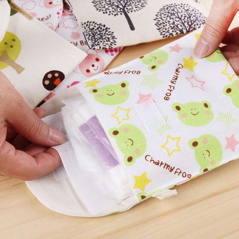 

1pc Cartoon Sanitary Napkin Storage Bag, Multicolor