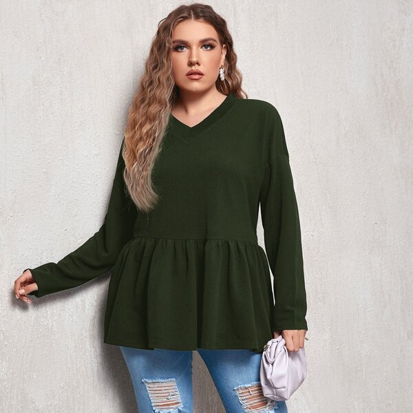

Plus Ruffle Hem Drop Shoulder Tee, Dark green
