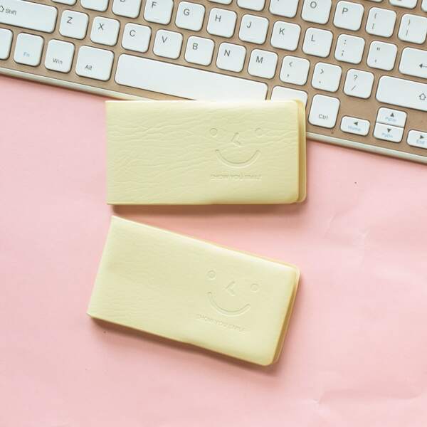 

1pc Smiley Cover Notepad, Yellow